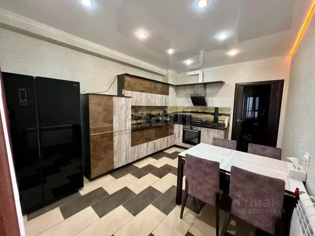 3-к кв. Амурская область, Благовещенск Краснофлотская ул., 123 (88.5 ... - Фото 1