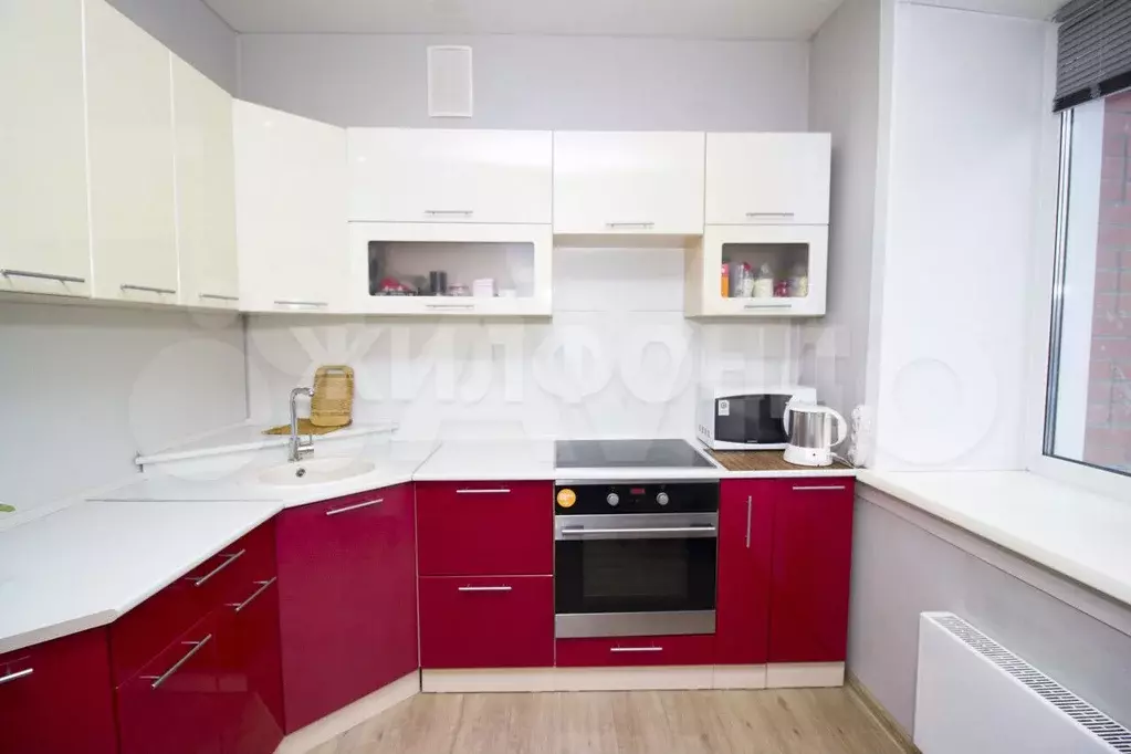 2-к. квартира, 54 м, 1/9 эт. - Фото 0