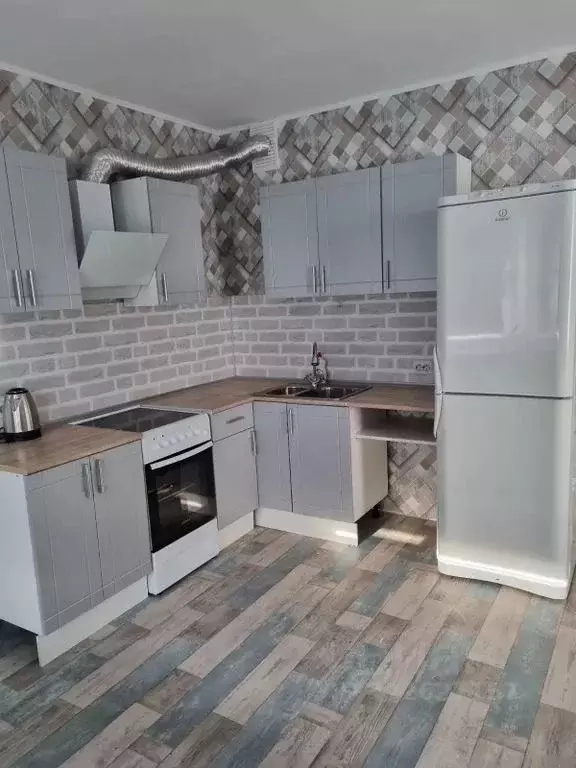 1-к кв. Тюменская область, Тюмень ул. Константина Посьета, 7 (45.0 м) - Фото 1