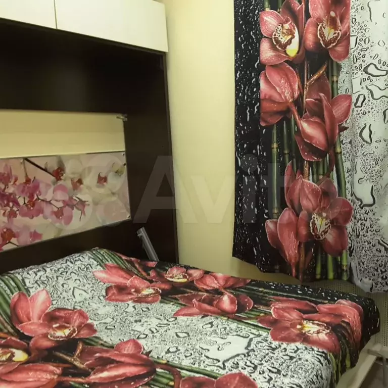 Комната 17 м в 4-к., 2/9 эт. - Фото 0