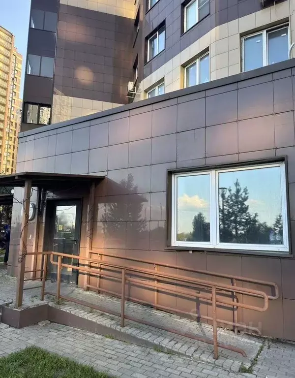 Помещение свободного назначения в Московская область, Реутов Юбилейный ... - Фото 1