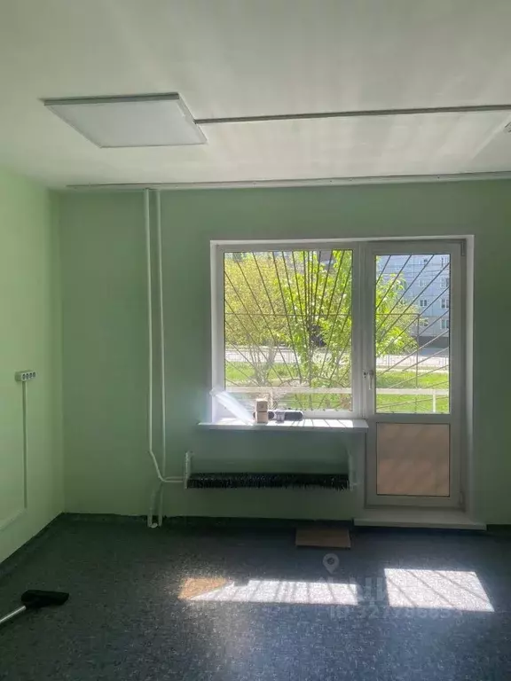 Помещение свободного назначения в Красноярский край, Красноярск ... - Фото 1