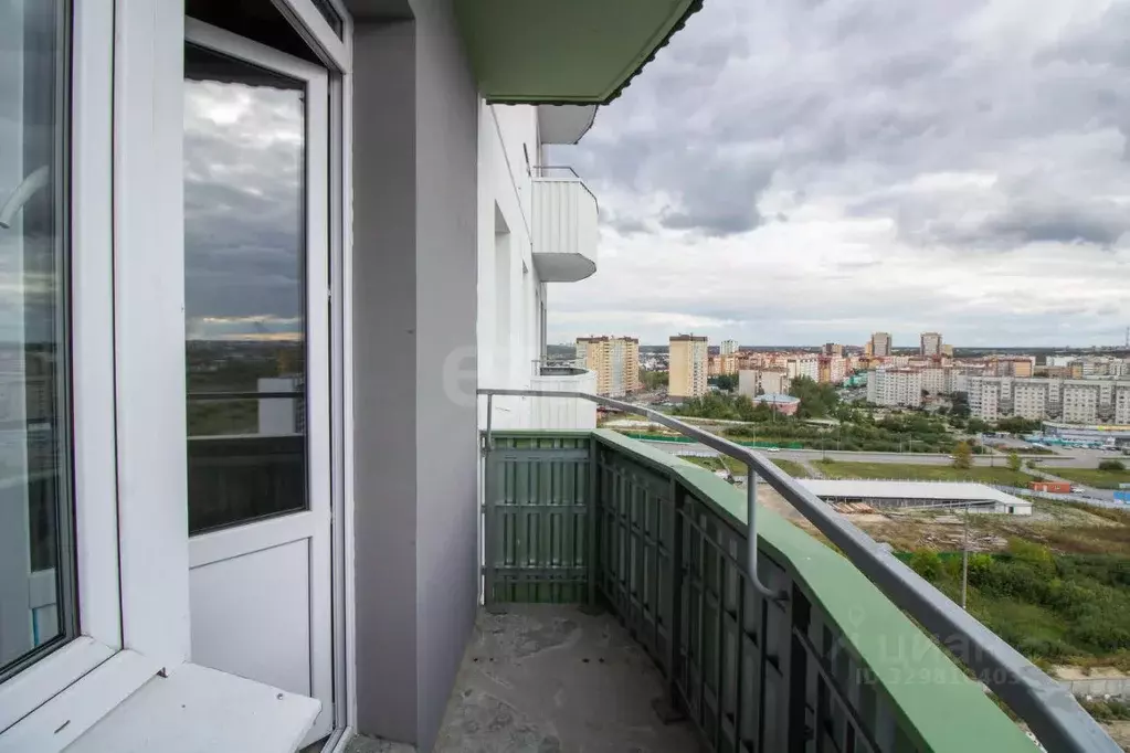 1-к кв. Тюменская область, Тюмень ул. Героев Космоса, 21 (34.8 м) - Фото 1