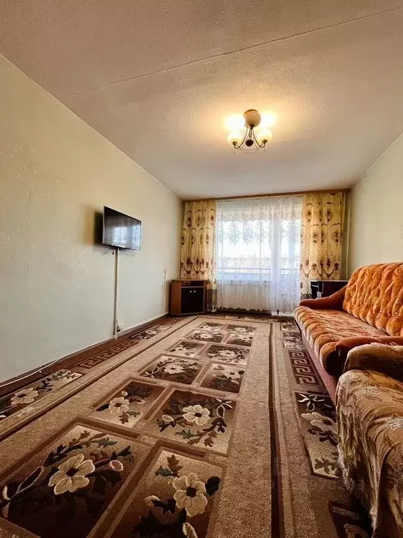 1-к кв. Ленинградская область, Ивангород Кингисеппский район, ш. ... - Фото 1