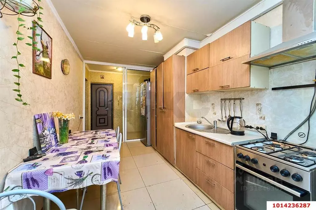 2-к кв. Краснодарский край, Краснодар ул. Красных Партизан (55.6 м) - Фото 1