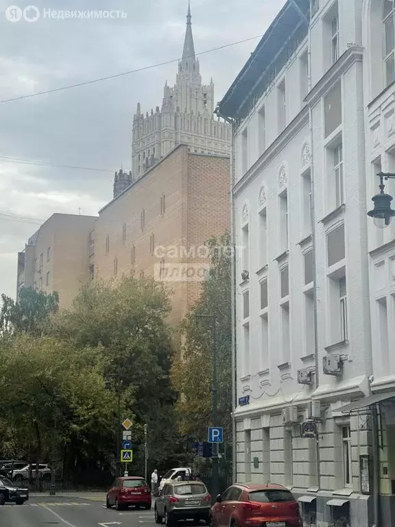 2-комнатная квартира: москва, гагаринский переулок, 26 (61.5 м) - Фото 0