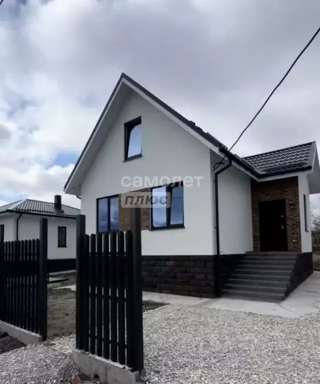 Дом в Краснодарский край, Новороссийск городской округ, Натухаевская ... - Фото 0