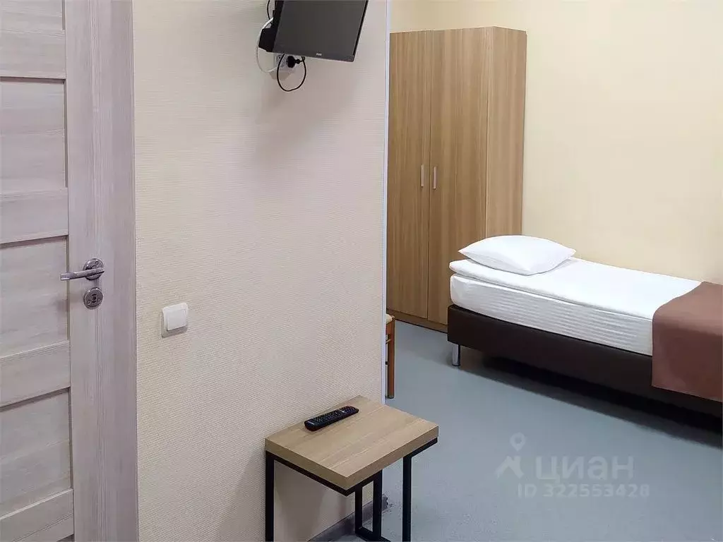 Комната Свердловская область, Екатеринбург ул. Республиканская, 1А - Фото 2