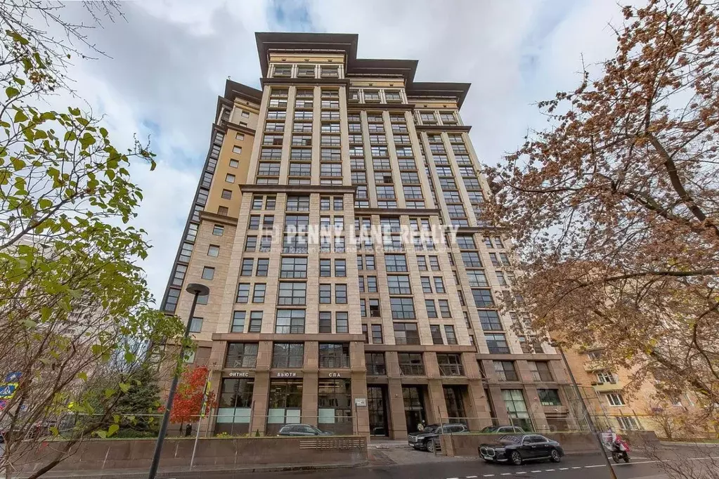 3-к кв. Москва Резервный проезд, 4 (220.0 м) - Фото 1