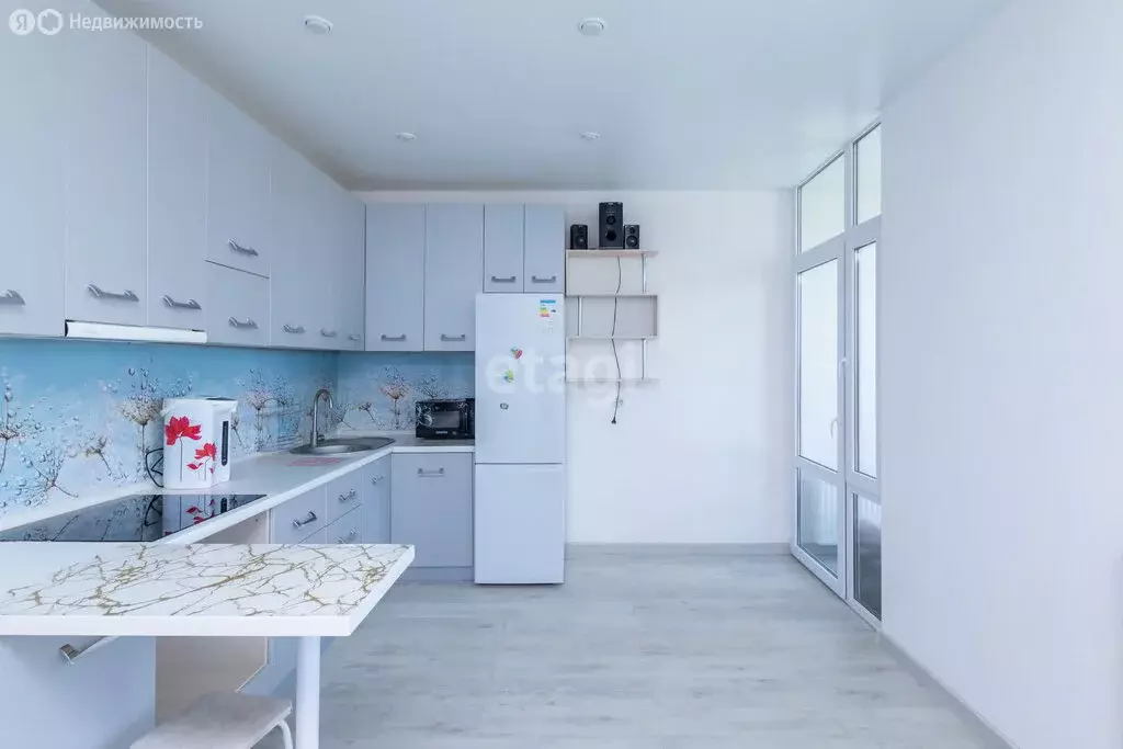 Квартира-студия: Тюмень, улица Павла Никольского, 12 (32.3 м) - Фото 2