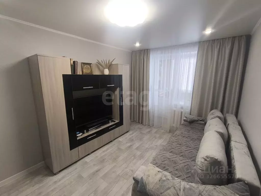 2-к кв. Татарстан, Альметьевск ул. Шевченко, 138 (89.9 м) - Фото 1