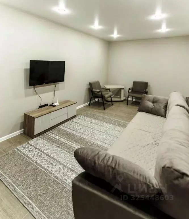 2-к кв. Московская область, Серпухов ул. Ворошилова, 151 (55.0 м) - Фото 2