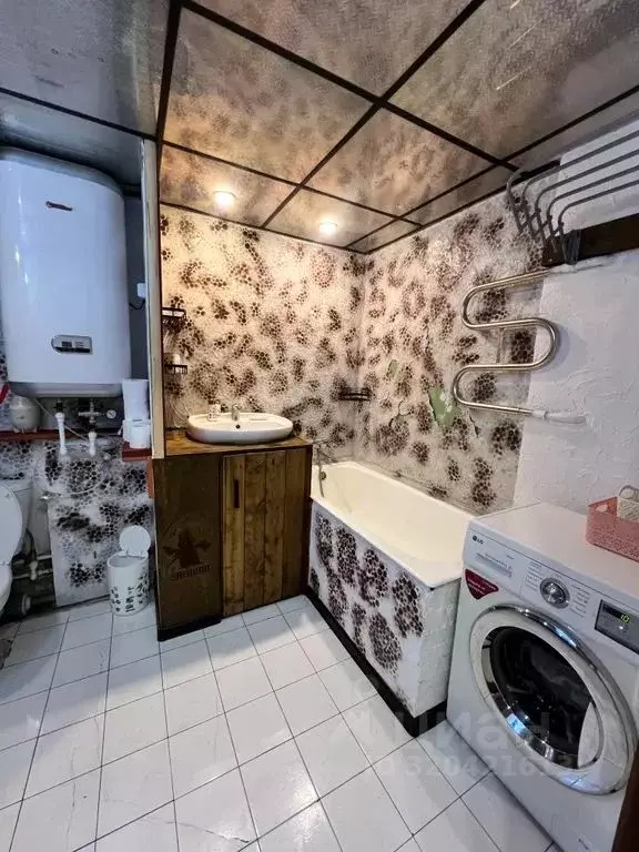 2-к кв. Приморский край, Владивосток ул. Жигура, 42 (50.0 м) - Фото 1