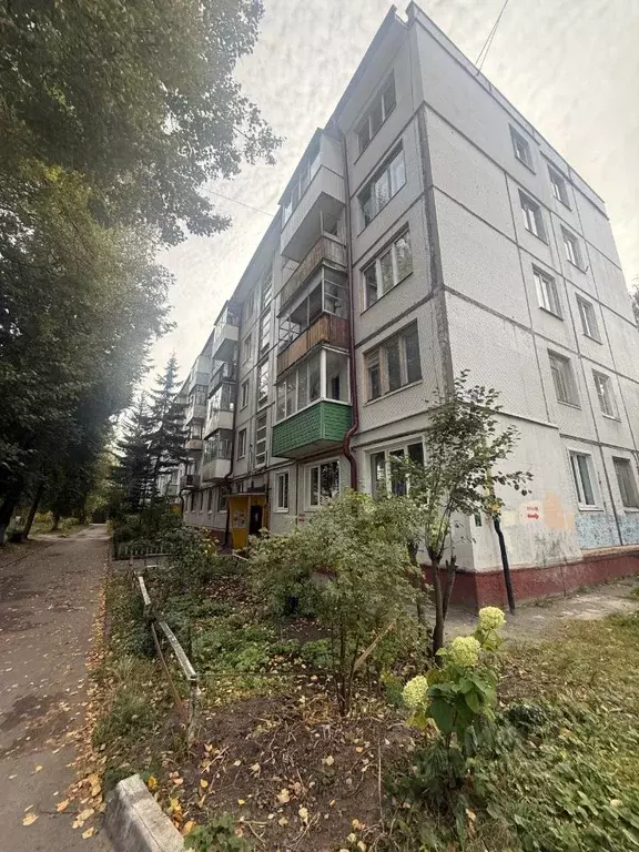 4-к кв. Брянская область, Брянск ул. Любезного, 3 (57.5 м) - Фото 1