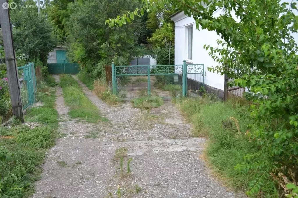 Дом в посёлок городского типа Почтовое, улица Гагарина (100 м) - Фото 1