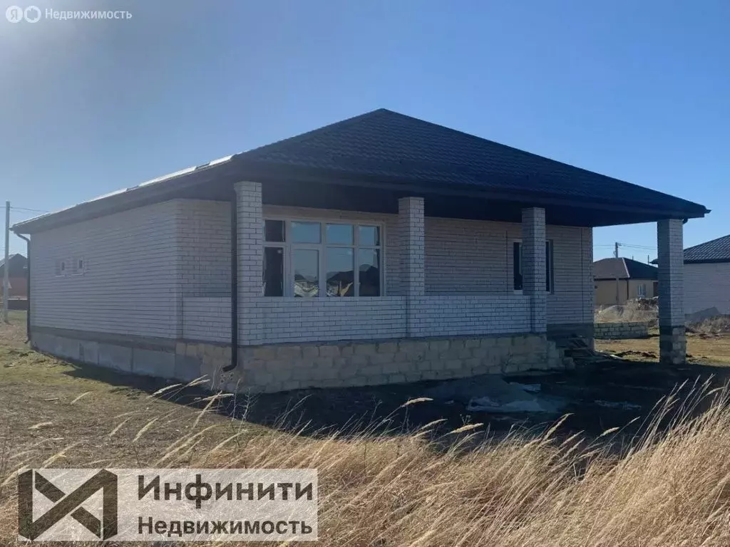 Дом в село Верхнерусское, Степная улица, 49 (163 м) - Фото 0