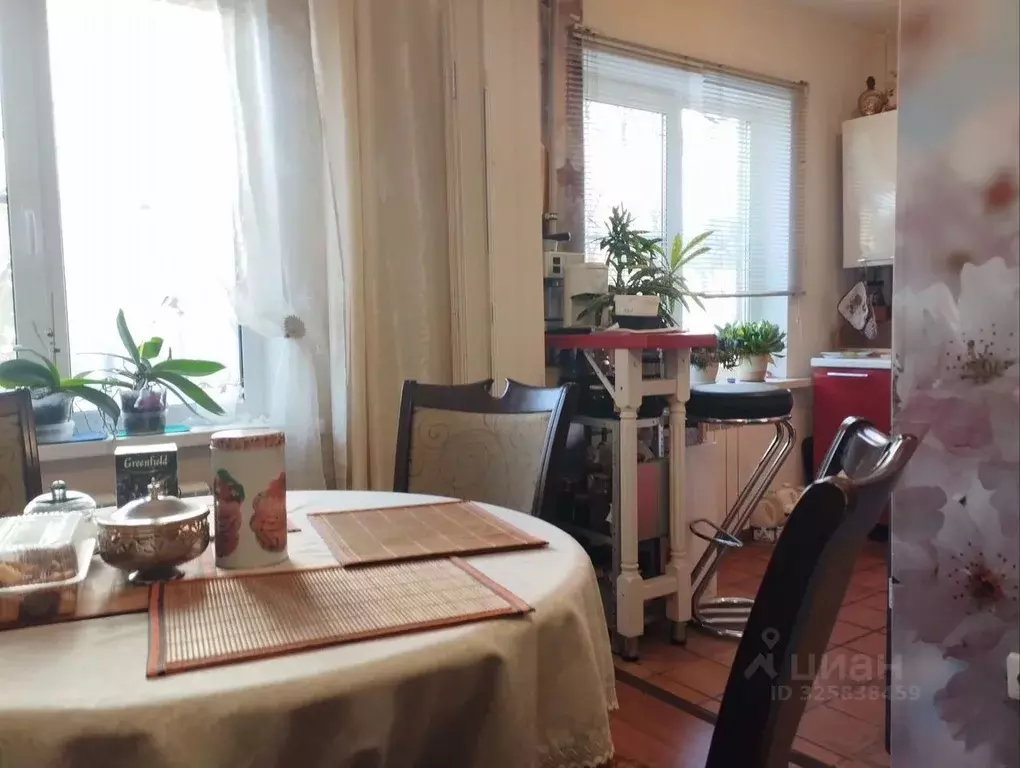 3-к кв. Волгоградская область, Волгоград Баррикадная ул., 7 (58.0 м) - Фото 1