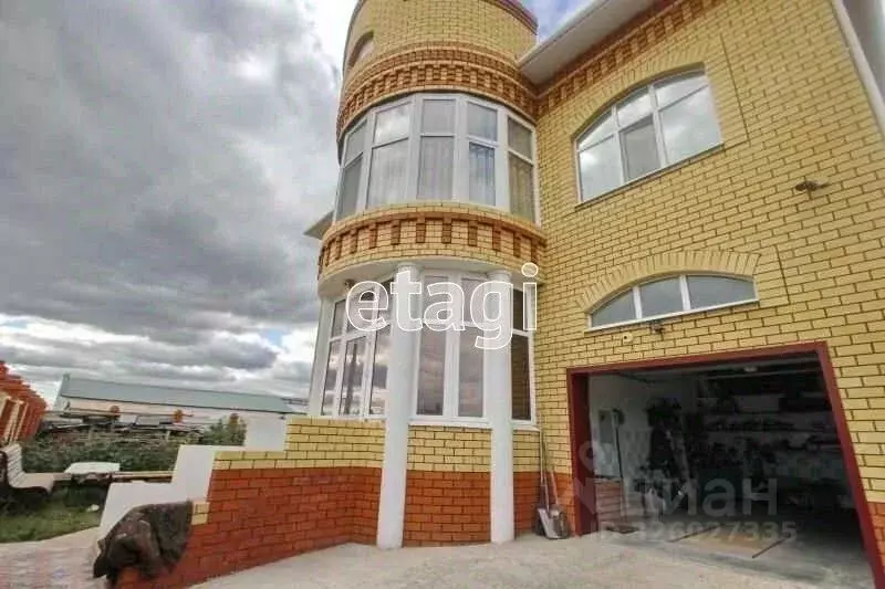 Дом в Тюменская область, Тюмень Народная ул. (450 м) - Фото 1