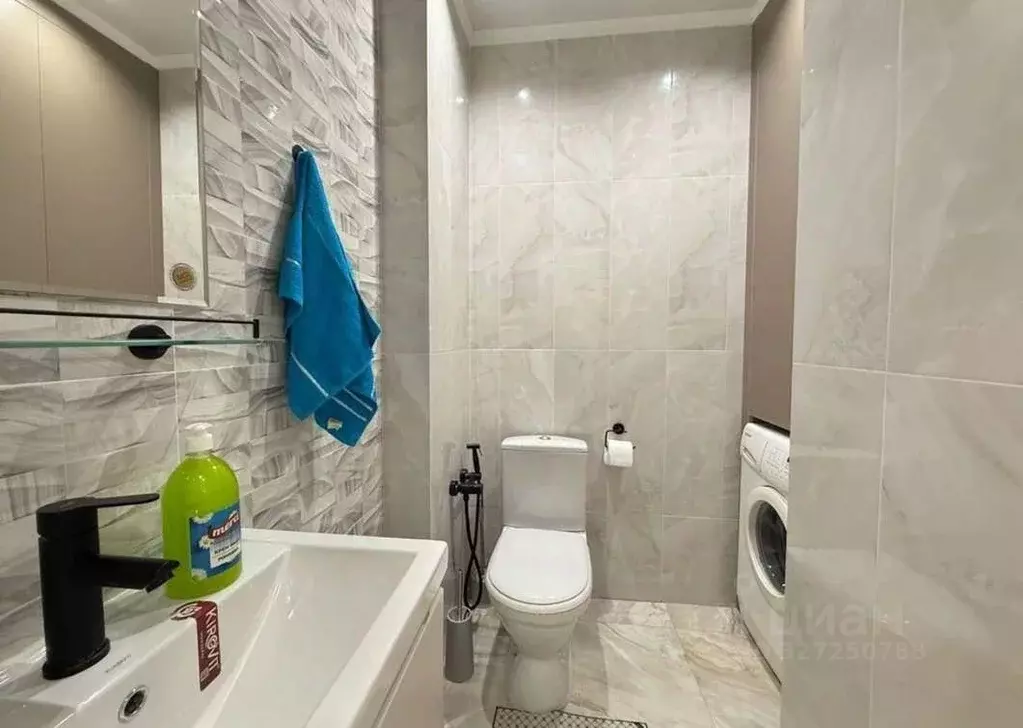 2-к кв. Краснодарский край, Краснодар Российская ул., 74 (60.3 м) - Фото 1