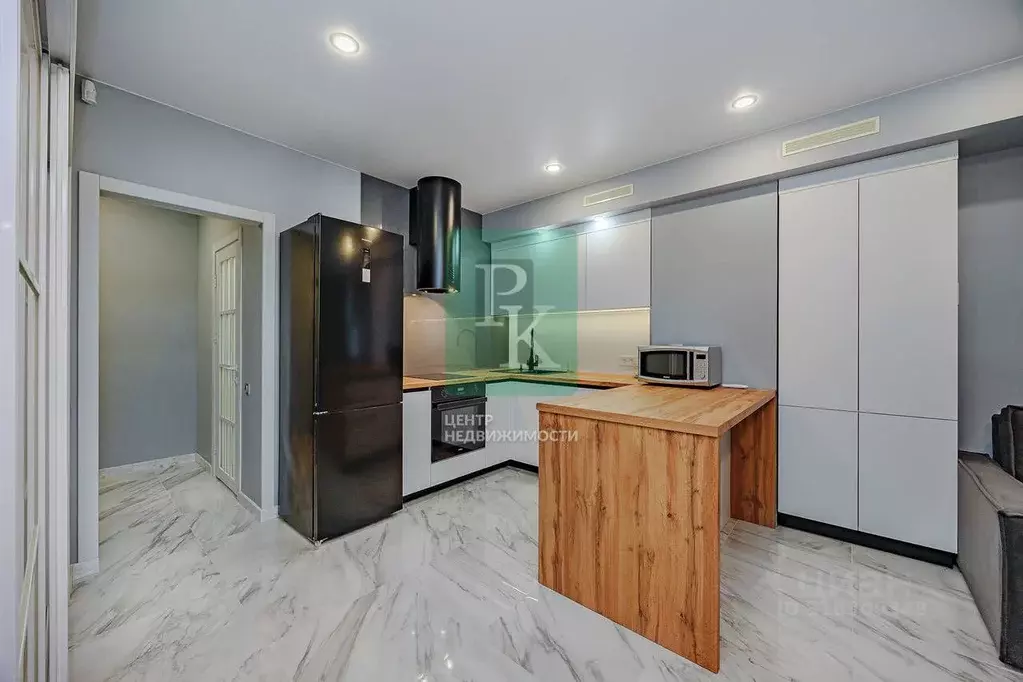 1-к кв. Севастополь ул. Челнокова, 17к1 (50.0 м) - Фото 2