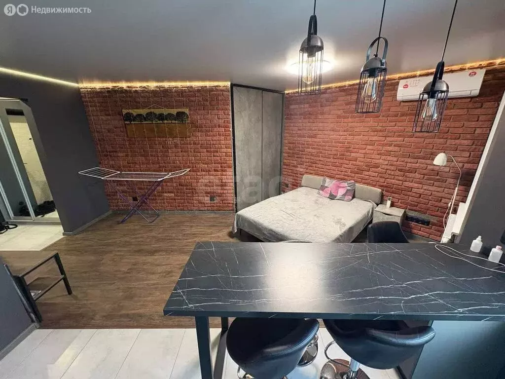 Квартира-студия: Тюмень, улица Республики, 204к5 (32.8 м) - Фото 2