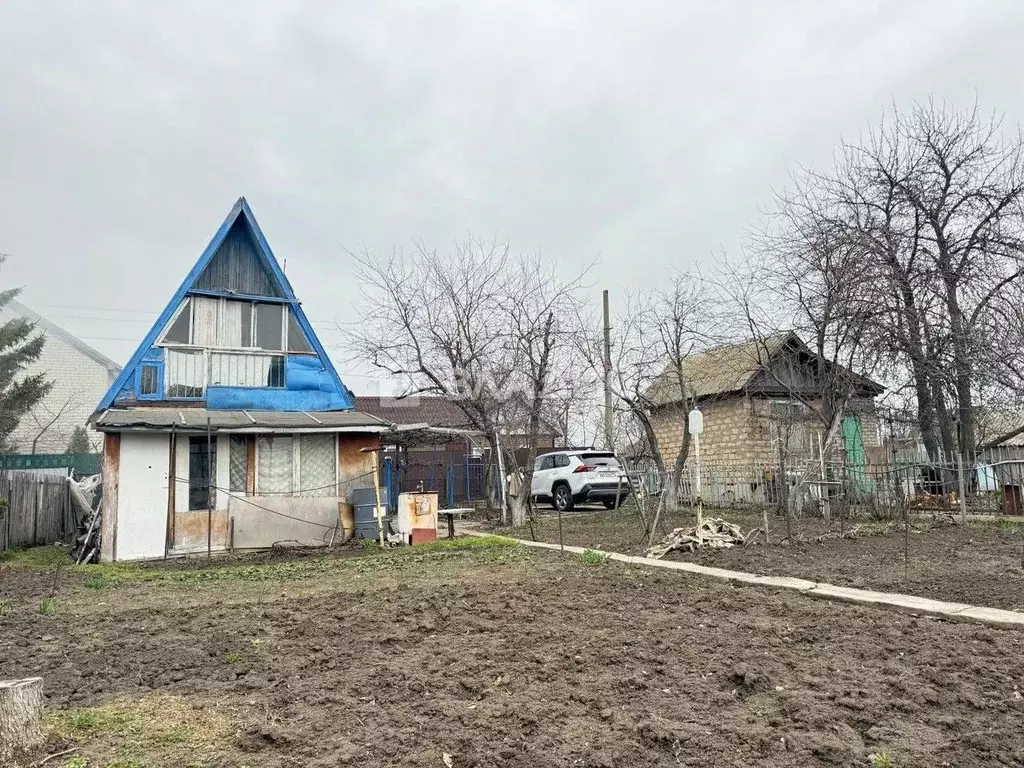 Дом в Саратовская область, Балаковский район, Натальинское ... - Фото 1