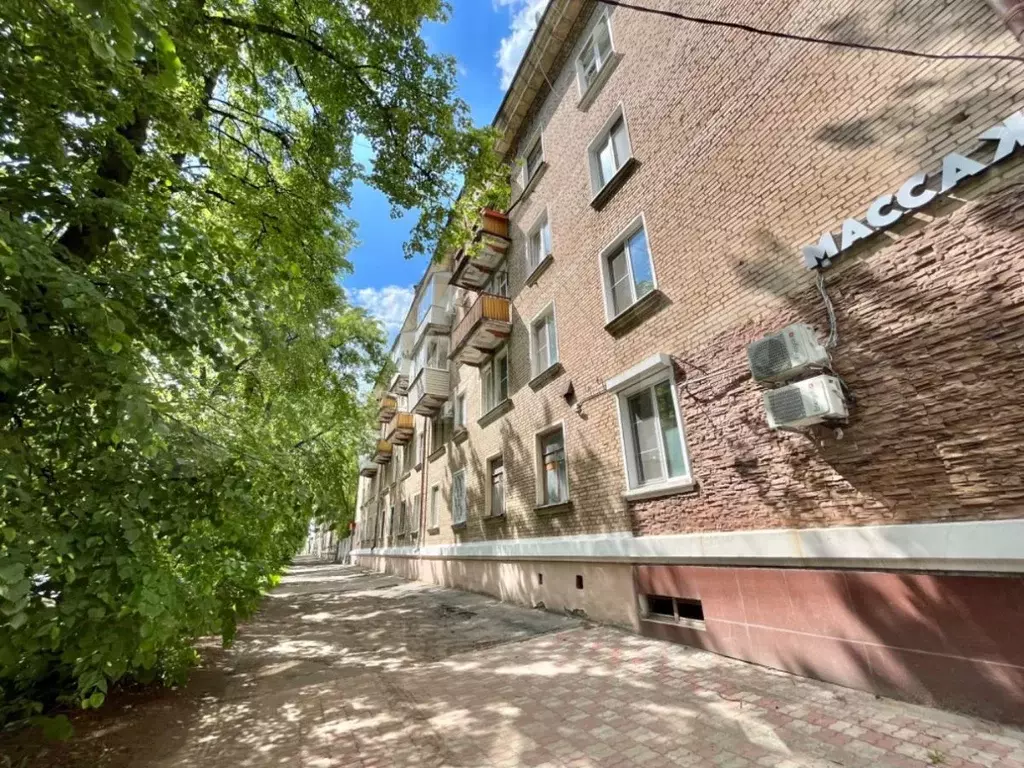 Комната 16 м в 2-к., 2/4 эт. - Фото 0
