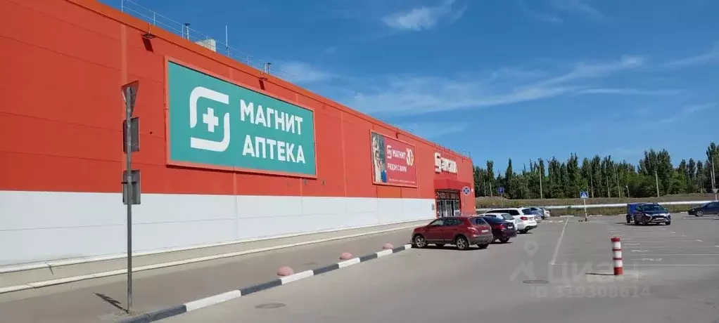 Торговая площадь в Саратовская область, Балаково ш. Академика ... - Фото 1