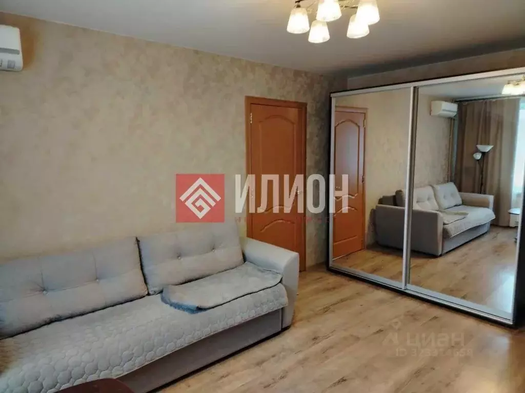 2-к кв. Севастополь просп. Октябрьской Революции, 56А (50.6 м) - Фото 2