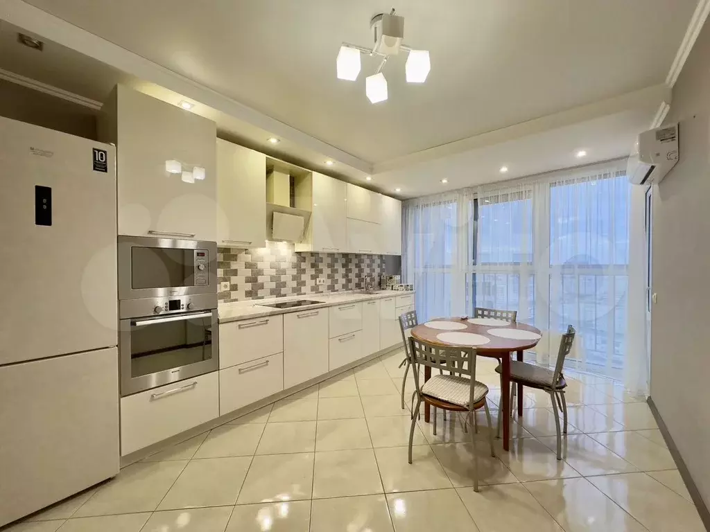 2-к. квартира, 70 м, 20/25 эт. - Фото 0