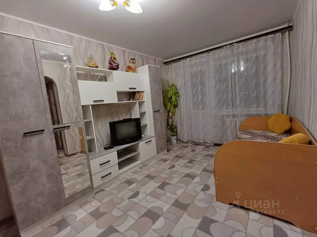 1-к кв. Саратовская область, Вольск ул. Степана Разина, 178 (34.0 м) - Фото 1