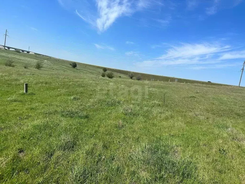 Участок в Крым, Симферопольский район, с. Мирное  (6.0 сот.) - Фото 0