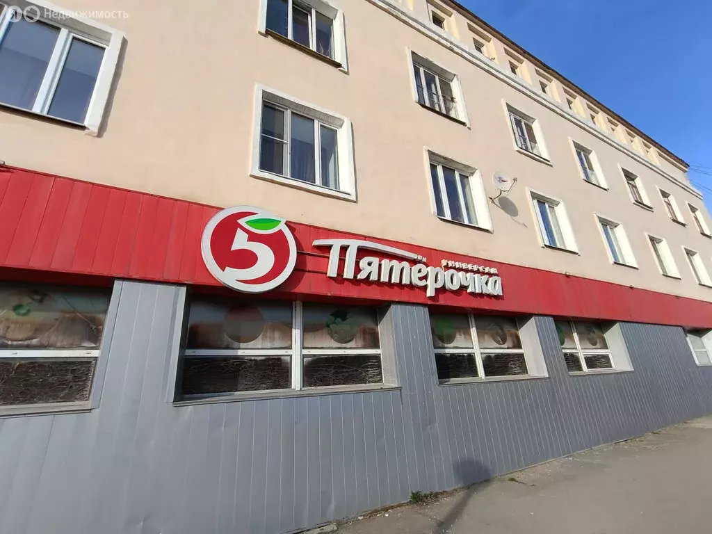 Торговая площадь (375 м) - Фото 1