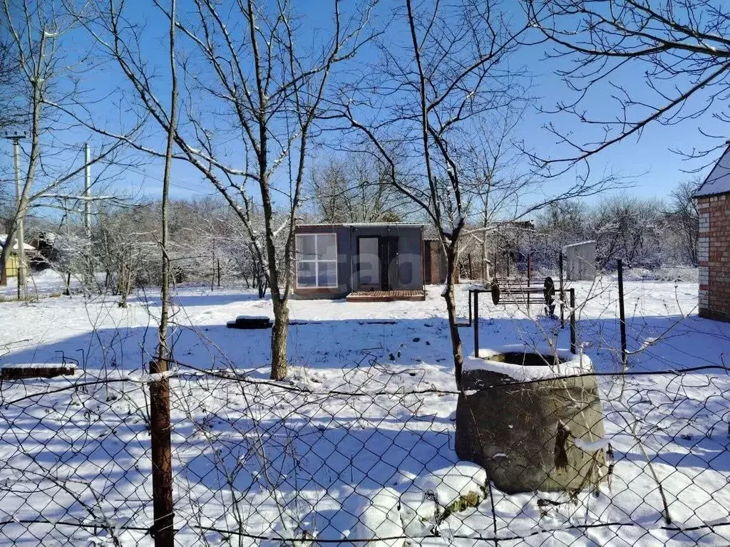 Участок в Краснодарский край, Ейское городское поселение, пос. ... - Фото 1