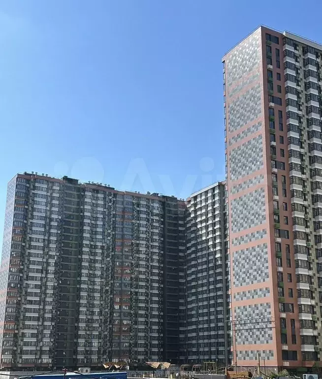 3-к. квартира, 76 м, 4/25 эт. - Фото 0