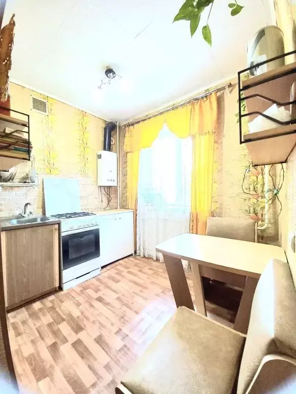 3-к. квартира, 60 м, 5/5 эт. - Фото 1