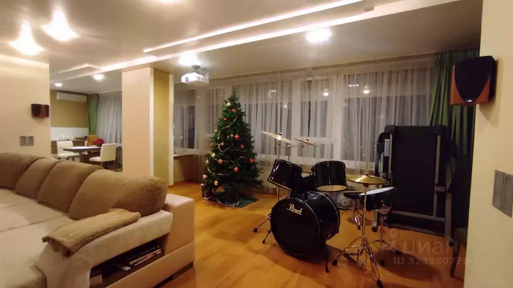 4-к кв. Пермский край, Пермь ул. Советской Армии, 72 (256.3 м) - Фото 1