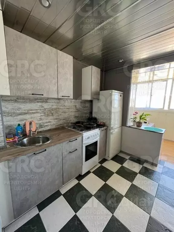 2-к кв. Краснодарский край, Сочи Гагарина мкр, пер. Рабочий, 37 (60.0 ... - Фото 1