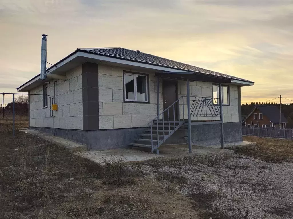 Дом в Пермский край, Добрянский муниципальный округ, д. Мохово ул. ... - Фото 2