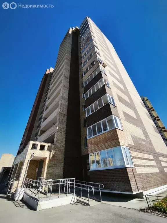 2-комнатная квартира: Пермь, улица Веры Засулич, 54А (67 м) - Фото 1