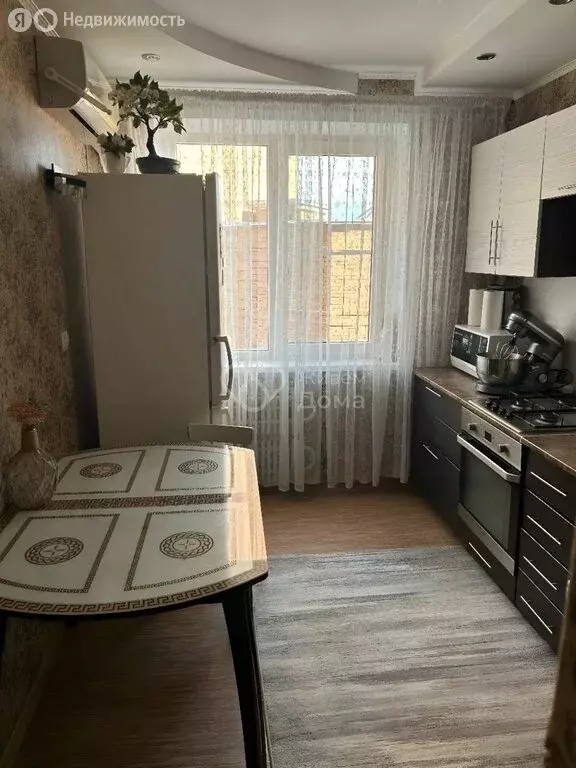 2-комнатная квартира: Волгоград, Изобильная улица, 4 (52.4 м) - Фото 0