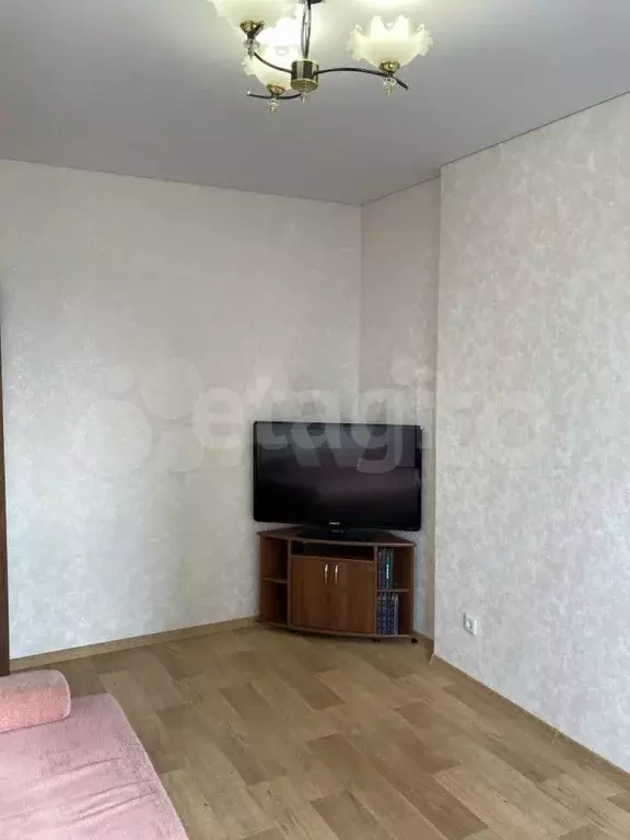 1-к. квартира, 40 м, 3/17 эт. - Фото 1