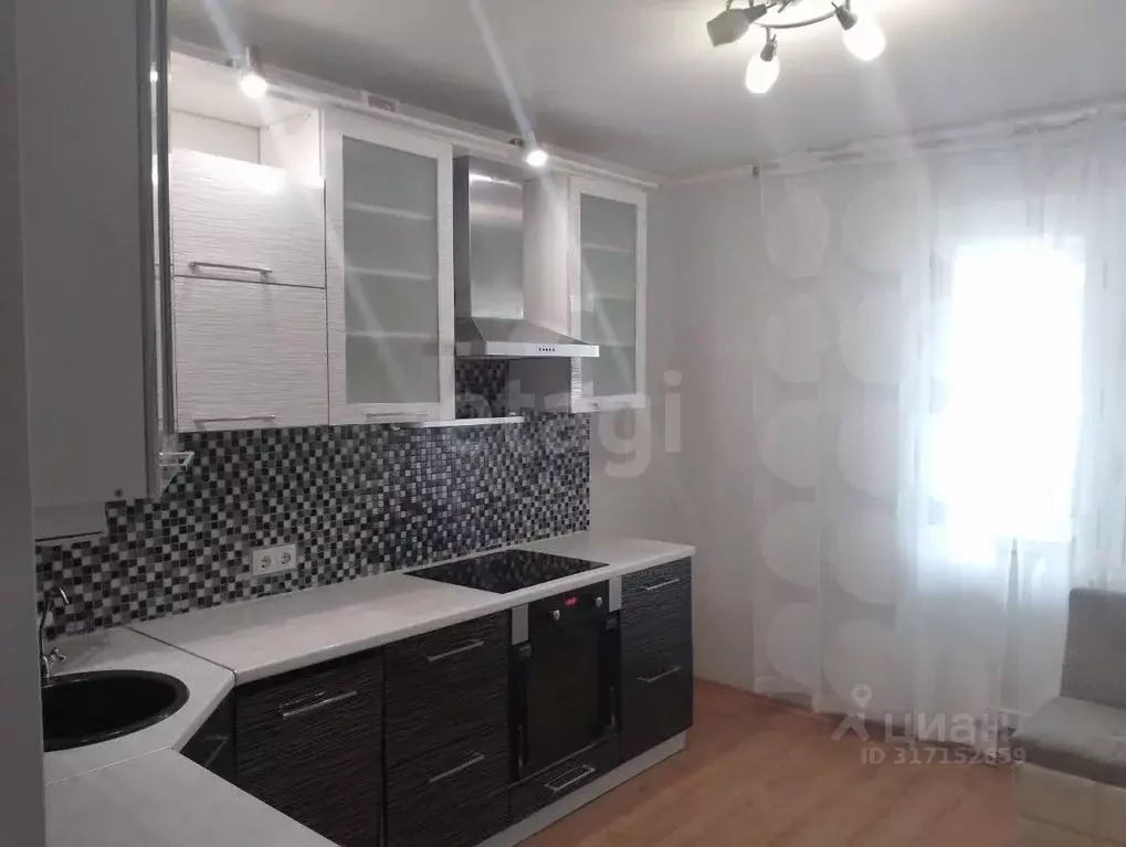 2-к кв. Московская область, Серпухов Московское ш., 51 (62.0 м) - Фото 1