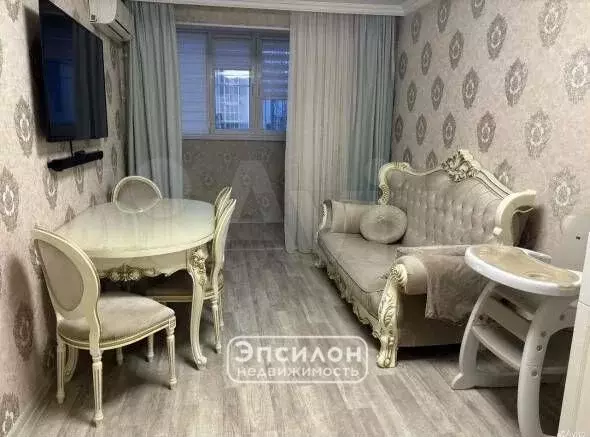 1-к. квартира, 37 м, 7/10 эт. - Фото 1