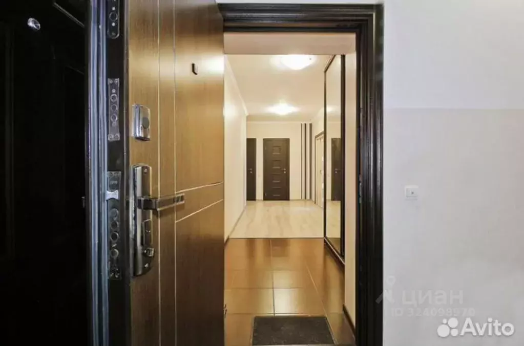 2-к кв. Калининградская область, Калининград Римская ул., 33к1 (73.1 ... - Фото 1