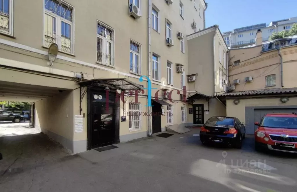 Торговая площадь в Москва Покровский бул., 8С1 (6 м) - Фото 1