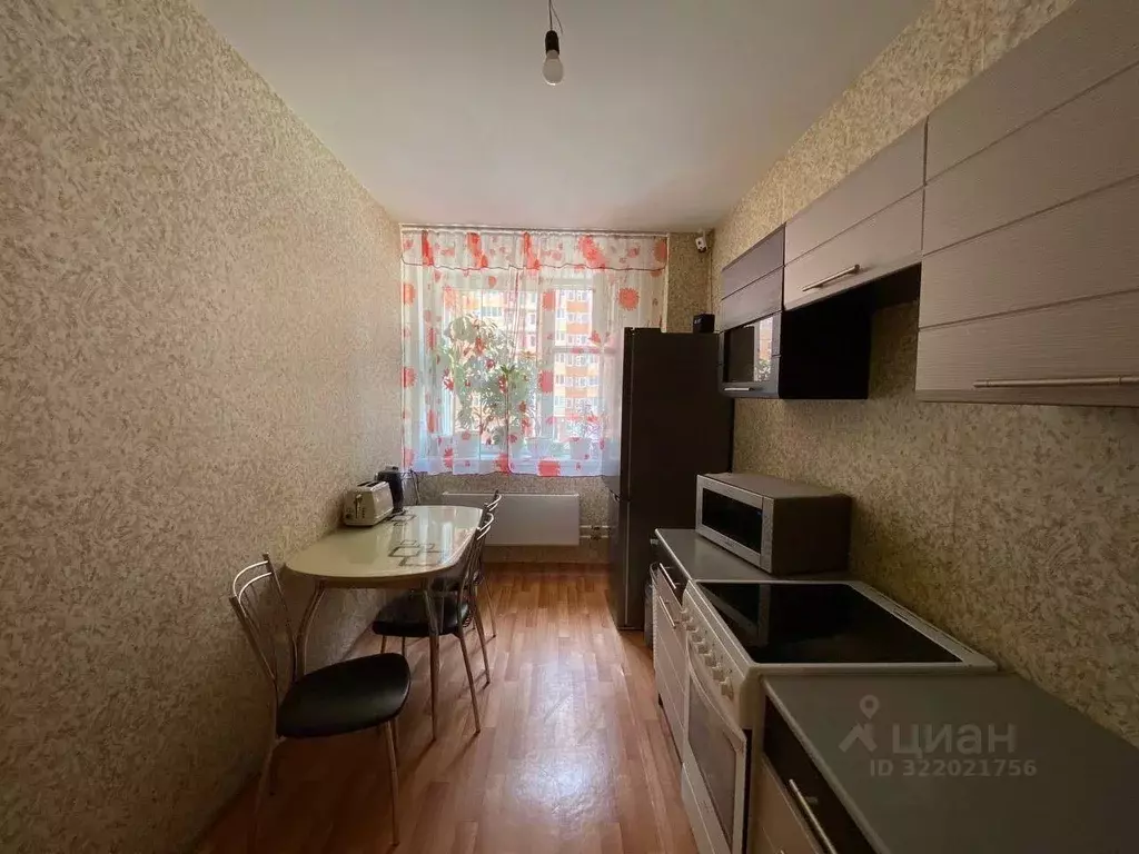 2-к кв. Красноярский край, Красноярск Соколовская ул., 76А (56.8 м) - Фото 1