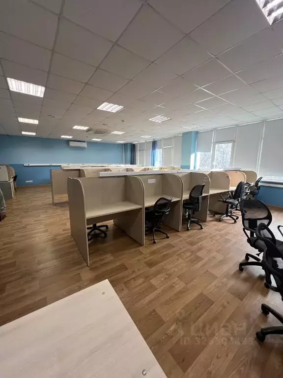 Офис в Волгоградская область, Волгоград ул. Канунникова, 23 (236 м) - Фото 2