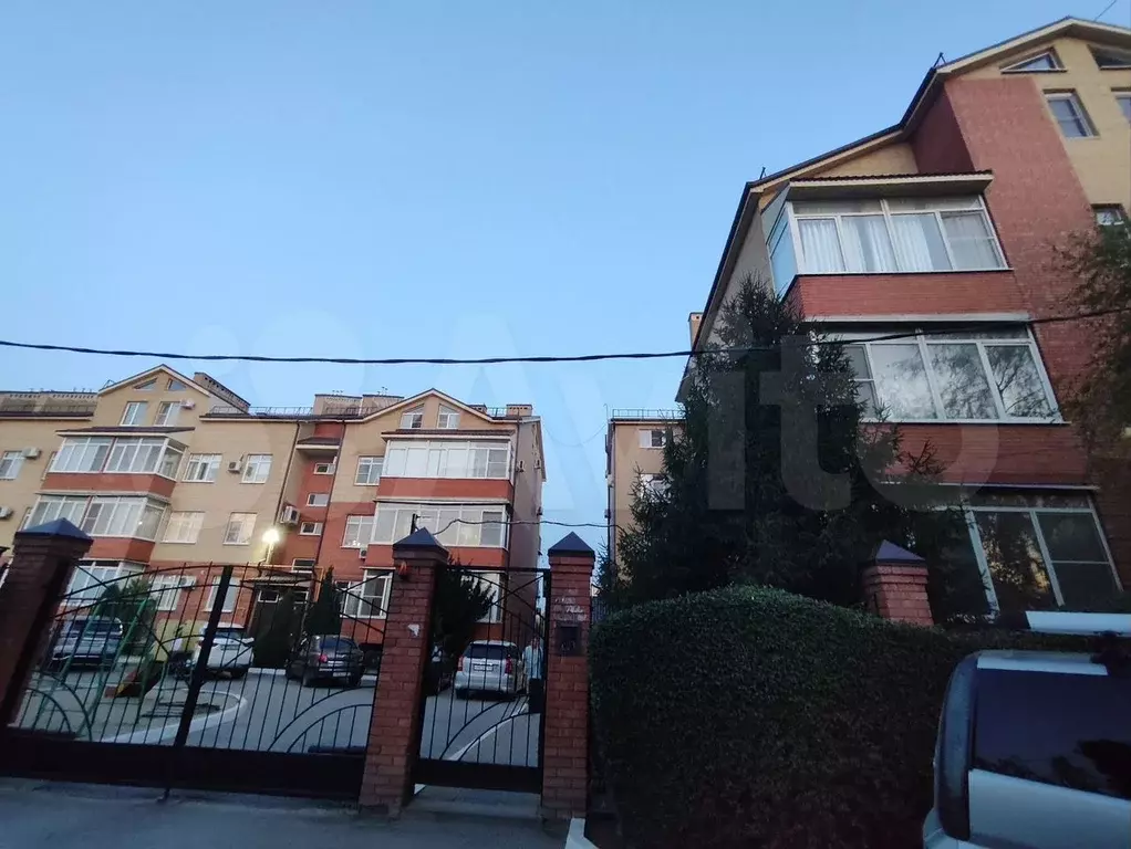 3-к. квартира, 96 м, 2/4 эт. - Фото 1
