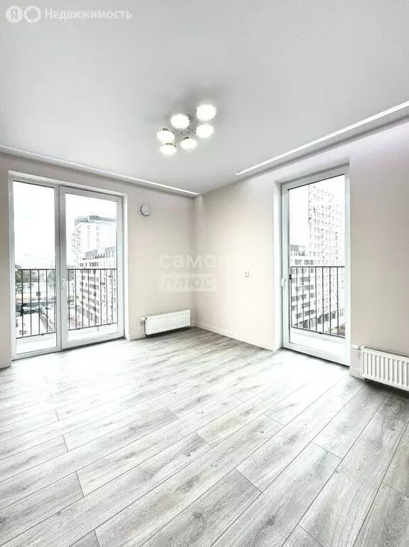 4-комнатная квартира: Екатеринбург, улица Пехотинцев, 2Г (97.7 м) - Фото 1